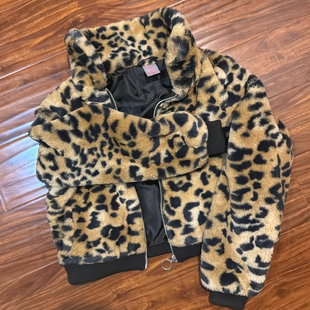 Soft Fuzzy Cropped Jacket